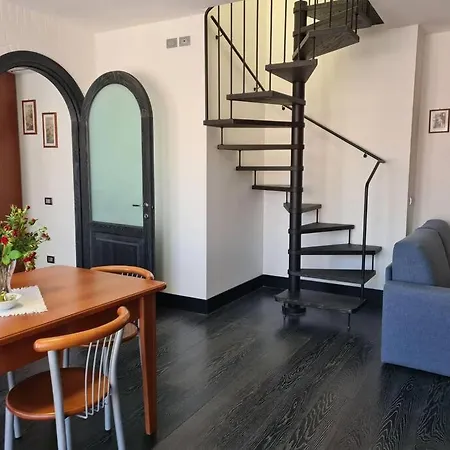 9 -trilo Borgo Marinaro Su 2 Livelli * 포르토레카나티